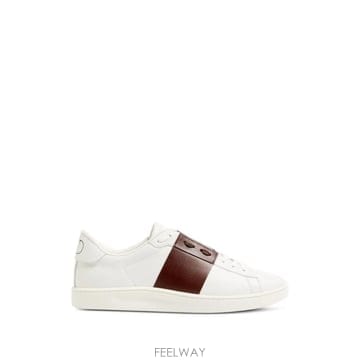 26 FW 발렌티노 가라바니 오픈 로이코 나파 카프스킨 스니커즈 YS0N84BYA TP459086131