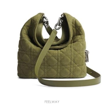 26 FW Toujours 뚜주흐 싱글핸들 패디드 텍스처 호보백 아미그린