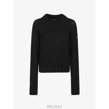 Moncler 26 FW ��Ŭ���� ���̺� ��Ʈ �ΰ� ��ġ ������ L20939C00017N0403 TP45875239426 FW ��Ŭ���� ���̺� ��Ʈ �ΰ� ��ġ ������ L20939C000
