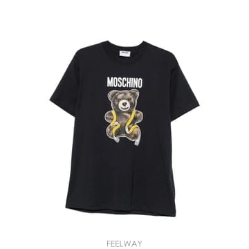 Moschino 26 FW ��Ű�� �׵� ���� Ƽ���� 262ZZZ0710 TP45764648626 FW ��Ű�� �׵� ���� Ƽ���� 262ZZZ0710 TP457646486