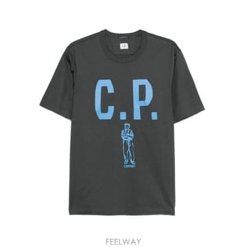 CP company 26 FW CP���۴� �ΰ� ����Ʈ Ƽ���� 19CMTS112A110301W978 TP45607030026 FW CP���۴� �ΰ� ����Ʈ Ƽ���� 19CMTS112A110301W978