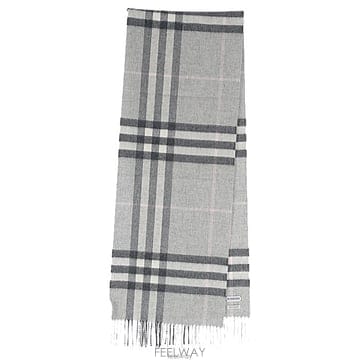 Burberry ������ ���� �׷��� üũ ĳ�ù̾� ��ī�������� ���� �׷��� üũ ĳ�ù̾� ��ī��