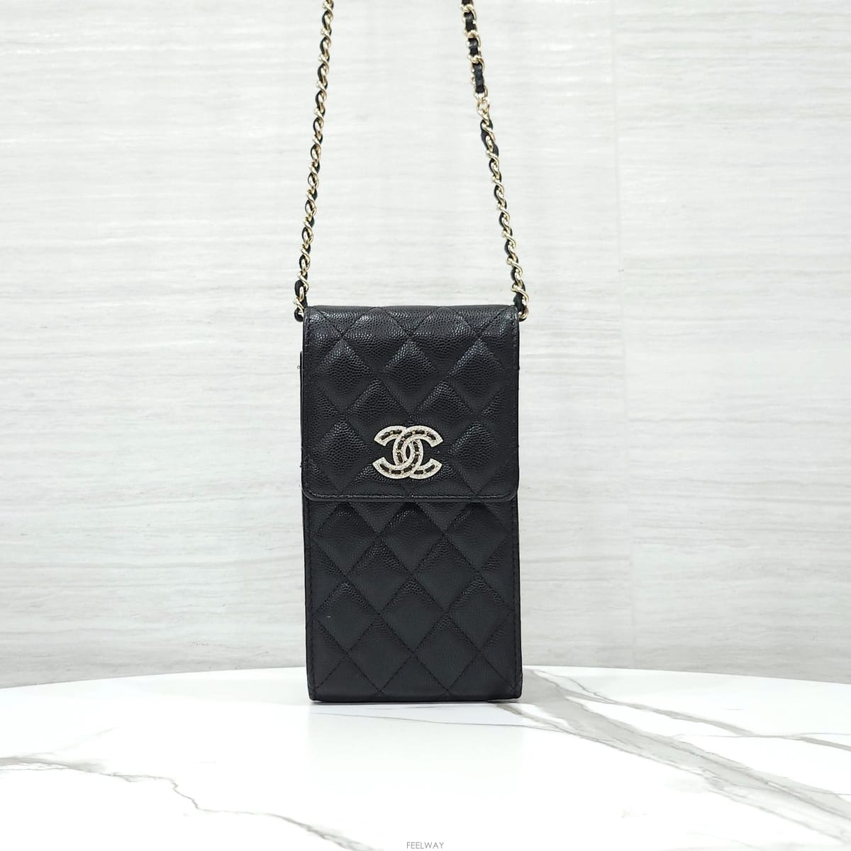 CHANEL [������] ���� 19 ��Ȧ�� ���� ü�� ũ�ν��� ���� ĳ��� ���� 32���� AP2742[������] ���� 19 ��Ȧ�� ���� ü�� ũ�ν��� ���� ĳ���