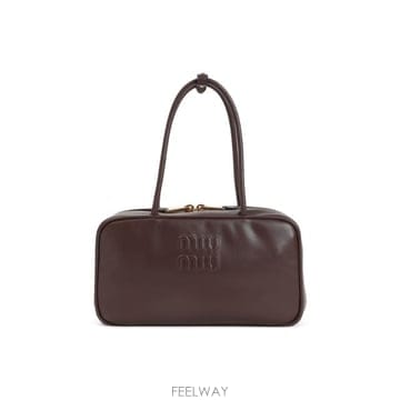 Miu Miu �δ��� MIU MIU �̿�̿� �� �ΰ� ���� ��Ʈ���δ��� MIU MIU �̿�̿� �� �ΰ� ���� ��Ʈ��