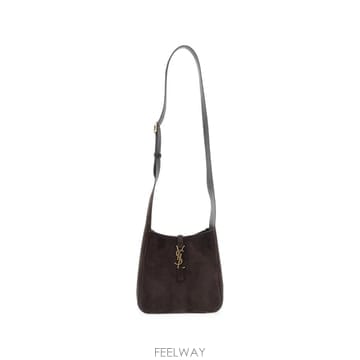 Saint Laurent 26 FW ���ζ� �� 5 �� 7 �����̵� ũ�ν� �� A0021I1U80W TP45927509726 FW ���ζ� �� 5 �� 7 �����̵� ũ�ν� �� A0021I1U80W 