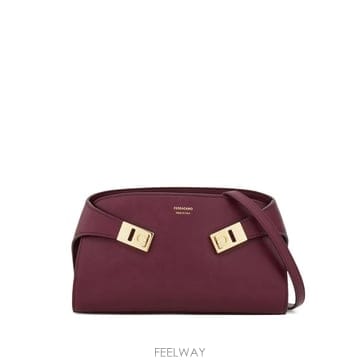Ferragamo ���Ϲ�� ��󰡸� �̴� ��� ũ�ν� ����Ϲ�� ��󰡸� �̴� ��� ũ�ν� ��