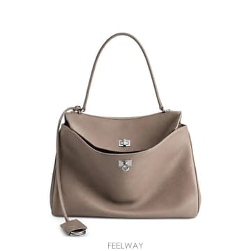 Balenciaga ���Ϲ�� �߷��þư� �ε��� ���� �̵�� ��Ʈ ����Ϲ�� �߷��þư� �ε��� ���� �̵�� ��Ʈ ��