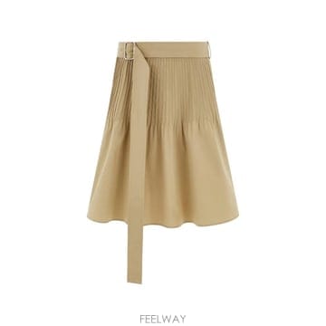 Ferragamo ���Ϲ�� ��󰡸� ����ũ�� ������ ��ĿƮ���Ϲ�� ��󰡸� ����ũ�� ������ ��ĿƮ