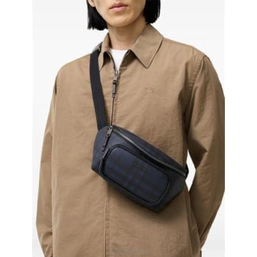 Burberry ���Ϲ�� ������ ��Ƽ üũ ��Ʈ ����Ϲ�� ������ ��Ƽ üũ ��Ʈ ��