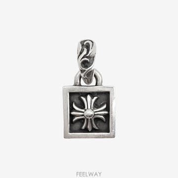 Chrome Hearts [������] ũ������ ch �÷��� �����ӵ� �� �ǹ� 801S8ERU[������] ũ������ ch �÷��� �����ӵ� �� �ǹ� 801S8ERU