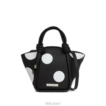 Karl Lagerfeld 26 FW Į�����Ʈ ������ ��� ��Ʈ ��Ʈ �� B3W30118A54 TP45415090126 FW Į�����Ʈ ������ ��� ��Ʈ ��Ʈ �� B3W30118A54 