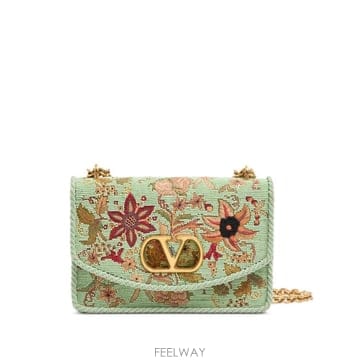Valentino ���Ϲ�� �߷�Ƽ�� ����ٴ� ���� �ڼ� ��� ����Ϲ�� �߷�Ƽ�� ����ٴ� ���� �ڼ� ��� ��