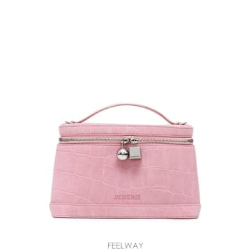 Jacquemus 26 FW ��ũ���� ũ��Ŀ���� ����Ʈ ���� ũ�ν� �� BAW00479AC07A09 TP45871727926 FW ��ũ���� ũ��Ŀ���� ����Ʈ ���� ũ�ν� �� BAW004