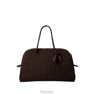 Jacquemus 26 FW ��ũ���� �������� ���� ��Ʈ �� BAU00427BW00513 TP45458144626 FW ��ũ���� �������� ���� ��Ʈ �� BAU00427BW00513 T