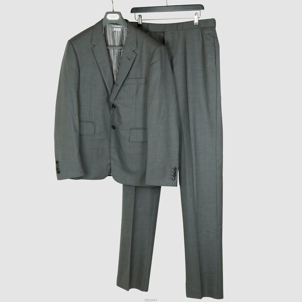 Thom Browne [�Ƹ�����]3/3����� Ŭ���� Ʈ�� �� ��Ʈ[�Ƹ�����]3/3����� Ŭ���� Ʈ�� �� ��Ʈ