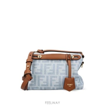 FENDI 26 FW ��� ���̴����� ����Ʈ FF ��ī�� �̴� �� 8BS098AY6Q TP45455197126 FW ��� ���̴����� ����Ʈ FF ��ī�� �̴� �� 8BS098A