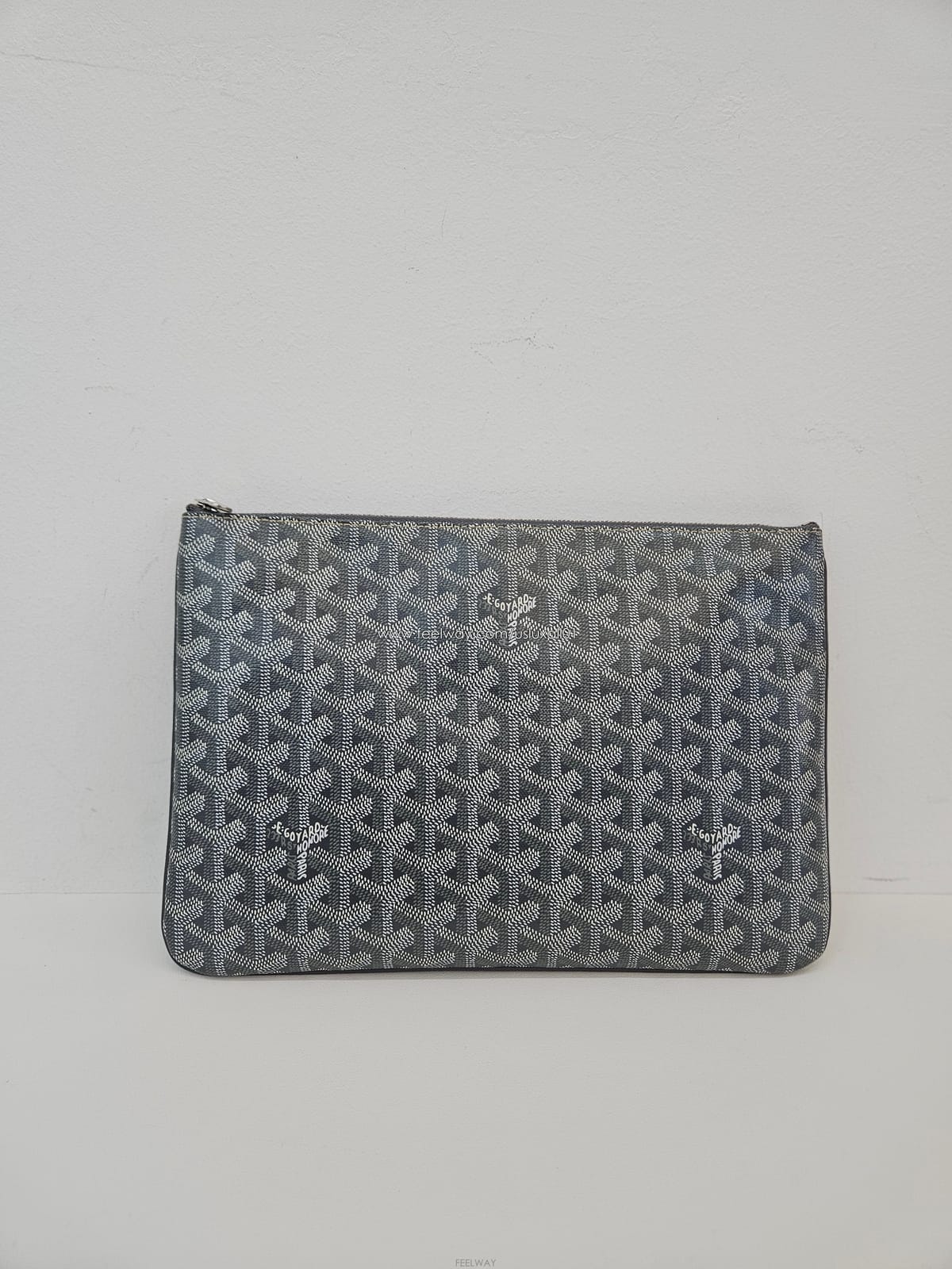 GOYARD [�߰���ǰ ������ �����] ���ߵ� ���� Ŭ��ġ MM �׷��� APMSENAT2-MM[�߰���ǰ ������ �����] ���ߵ� ���� Ŭ��ġ MM �׷��� 