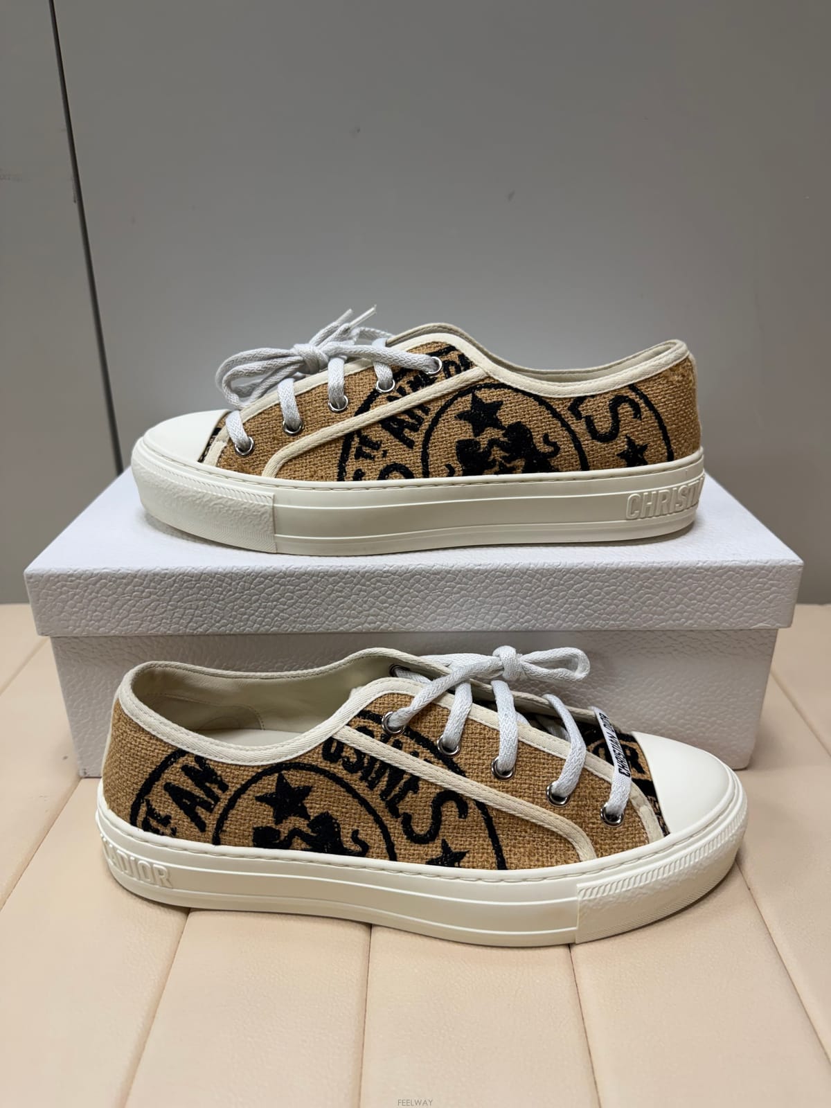 DIOR [Ʈ����] 38/250) ��� ��ũ�ص�� ����Ŀ��[Ʈ����] 38/250) ��� ��ũ�ص�� ����Ŀ��