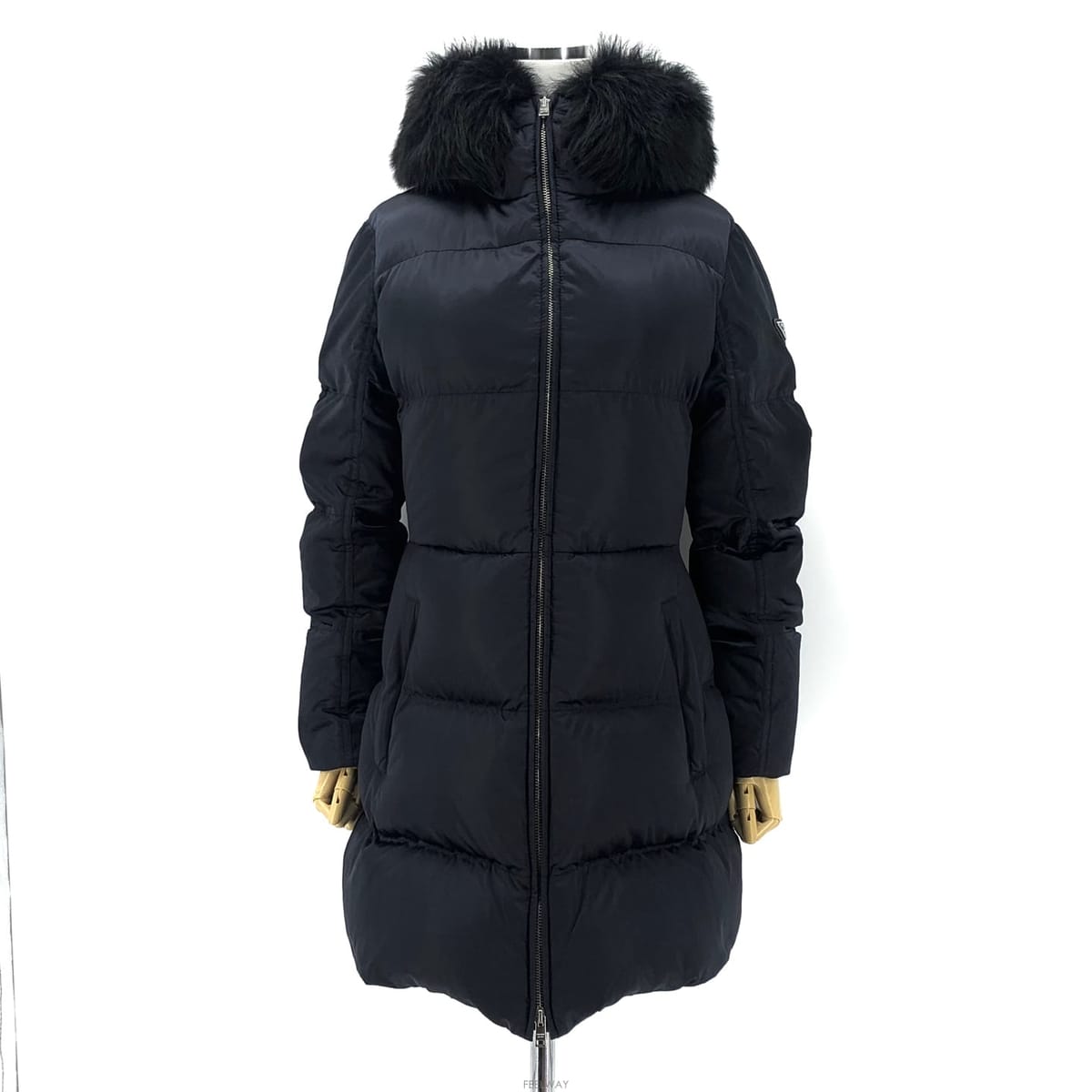 PRADA *������* ����� �ﰢ�ΰ� ���� �� ���е�*������* ����� �ﰢ�ΰ� ���� �� ���е�
