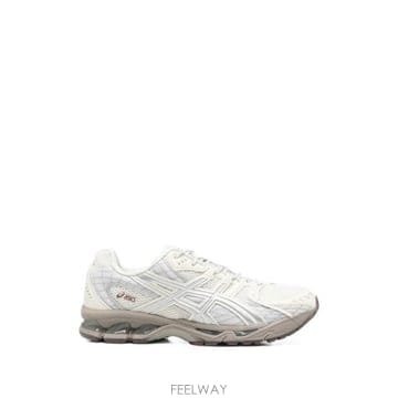 asics 26FW �ƽĽ� ����Ŀ�� 1203A543 115 NEUTRALS26FW �ƽĽ� ����Ŀ�� 1203A543 115 NEUTRALS