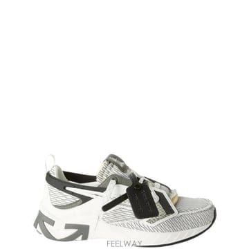 Off White 26FW ����ȭ��Ʈ ����Ŀ�� OF05804101 WHTBLK WHITE26FW ����ȭ��Ʈ ����Ŀ�� OF05804101 WHTBLK WHITE