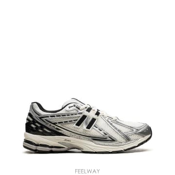 26FW 뉴발란스 1906 스니커즈 M1906RER WHITESILVERBLACK
