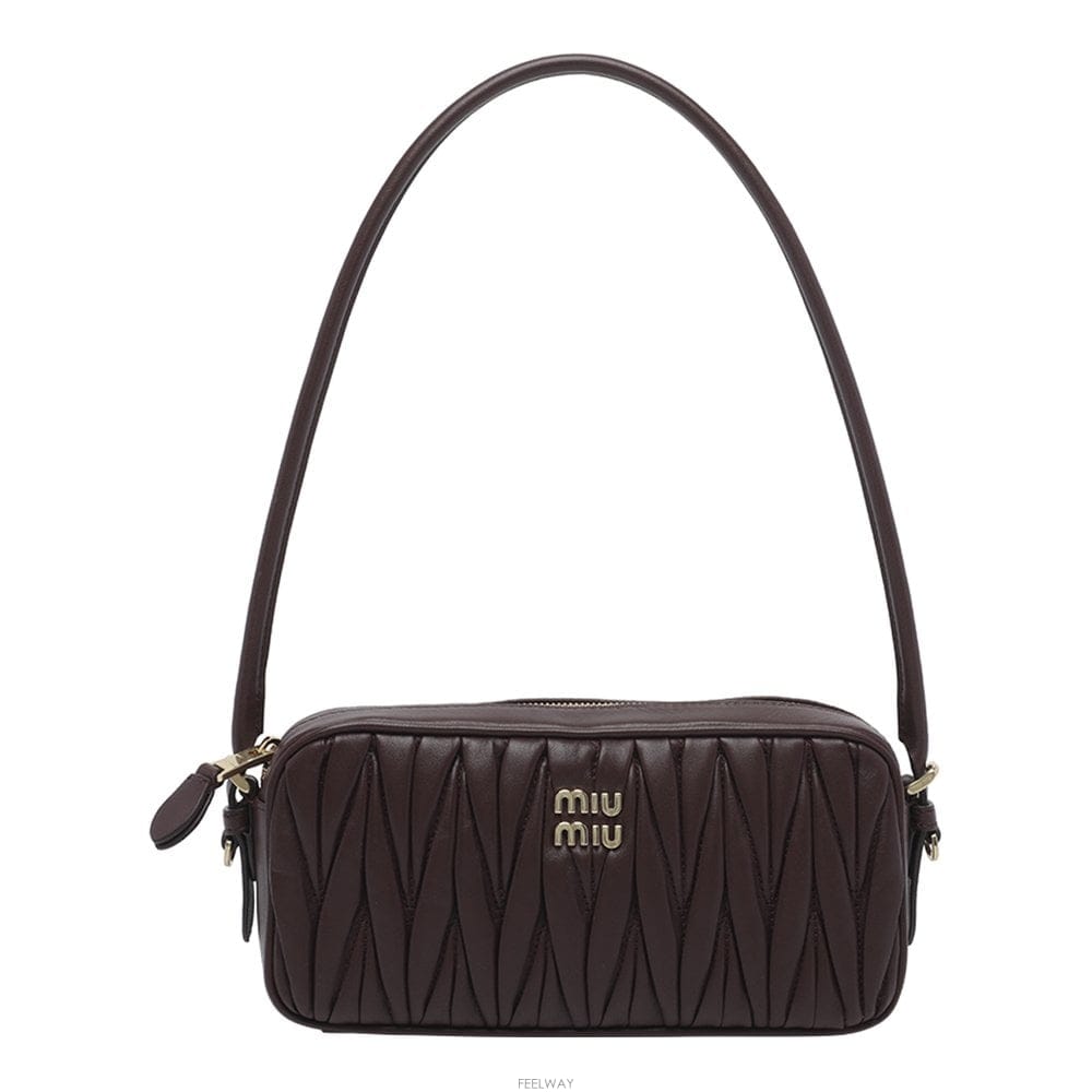 Miu Miu 26 F/W �̿�̿� �̴� �ΰ� MATELASSE �Ŀ�ġ 5NE024 B001236349726 F/W �̿�̿� �̴� �ΰ� MATELASSE �Ŀ�ġ 5NE024 B001