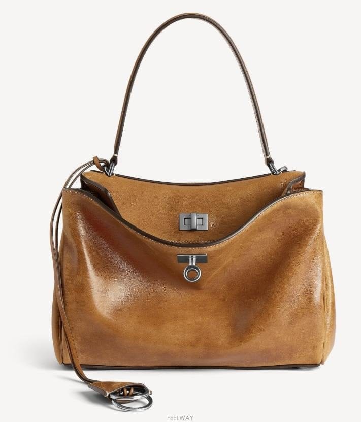 Balenciaga 26 F/W �߷��þư� �ε��� ž �ڵ� S 7897792ABP7/27 B074233663326 F/W �߷��þư� �ε��� ž �ڵ� S 7897792ABP7/27 B074