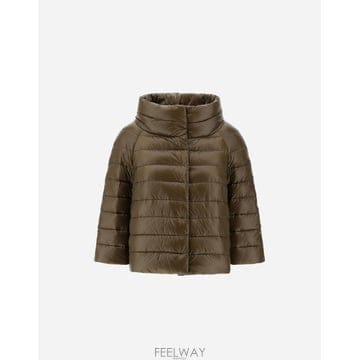 Herno 26FW ������ ���� ���Ǿ� �е� ������ ���� �и��͸� �׸�26FW ������ ���� ���Ǿ� �е� ������ ���� �и��͸� �׸�