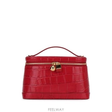 Jacquemus 26FW ��ũ���� ��Ʈ�� BAW00479AC07A20 470 RED26FW ��ũ���� ��Ʈ�� BAW00479AC07A20 470 RED