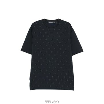 26 FW 칼라거펠트 모노그램 자수 크루 넥 티셔츠 705115563902 TP458403925