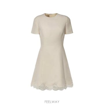 26 FW 발렌티노 가라바니 레이스 트리밍 A라인 드레스 BVAL071CF TP457611010
