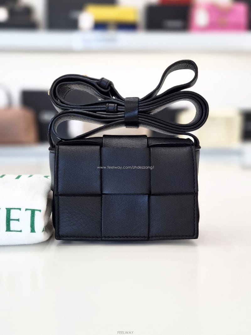 Bottega Veneta ���װ�����Ÿ ��Ʈ��ġ���� ī��Ʈ�� �̴� ũ�ν��� 666688���װ�����Ÿ ��Ʈ��ġ���� ī��Ʈ�� �̴� ũ�ν��� 66668
