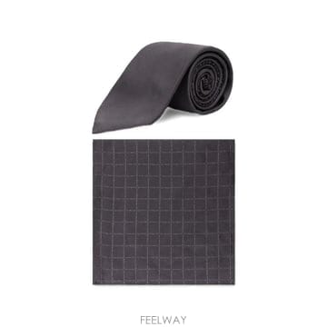 26 FW 마이클코어스 로고 프린트 타이 앤 포켓 스퀘어 세트 MK0DT00259 TP459337244