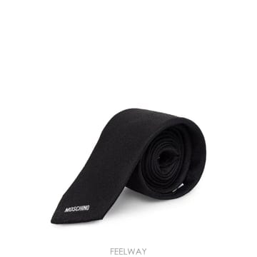 26 FW 모스키노 테디 베어 로고 자수 넥타이 M591355060 TP458742653