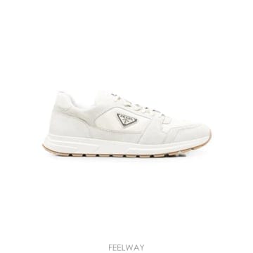 인더샵 PRADA 프라다 화이트 스니커즈