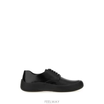 인더샵 PRADA 프라다 블랙 스니커즈