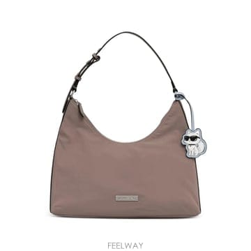 26 FW 칼라거펠트 슈페트 참 로고 장식 숄더 백 B4W303421KU TP459417620