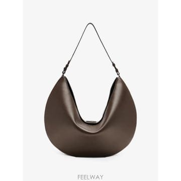 Jacquemus ���Ϲ�� ��ũ���� ���߷� ���� ��� ����Ϲ�� ��ũ���� ���߷� ���� ��� ��
