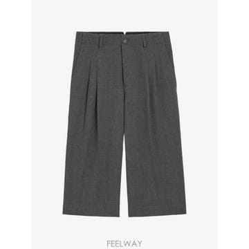 Ami ���Ϲ�� �ƹ� Carrot two pleat wool bermuda shorts���Ϲ�� �ƹ� Carrot two pleat wool bermuda shorts