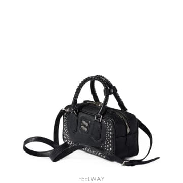 Miu Miu ���Ϲ�� �̿�̿� �Ƹ�ī�� ���͵� ���� ����Ϲ�� �̿�̿� �Ƹ�ī�� ���͵� ���� ��