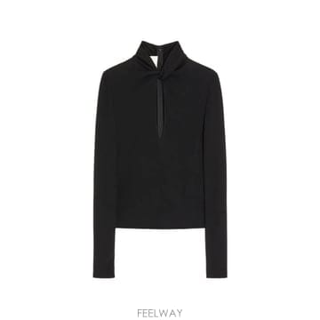 Valentino ���Ϲ�� �߷�Ƽ�� ����ٴ� �ƾƿ� ž���Ϲ�� �߷�Ƽ�� ����ٴ� �ƾƿ� ž