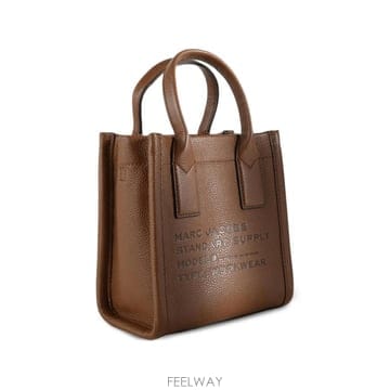 26 FW  logo embossed grained leather tote bag 4P4HCR012H0121