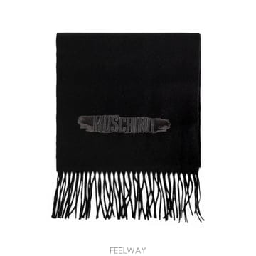 26 FW 모스키노 로고 패치 프린지 스카프 50255M5926 TP457171616