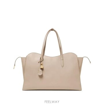 26 FW 스텔라 매카트니 패드락 디테일 커브 에지 토트 백 7B0193WP0533 TP457454298