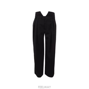 | Other Brand | 26 FW Ssheena V cutout pleated trousers 26FWPRESIDENTTF260026 FW Ssheena V cutout pleated trousers 26FWPRESIDENTT