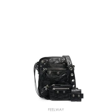 26 FW 발렌시아가 르 카골 메신저 백 719065210KR TP457403621