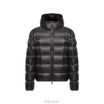 Moncler 26FW ��Ŭ���� �е� 595B1 1A001 09 999 BLACK26FW ��Ŭ���� �е� 595B1 1A001 09 999 BLACK
