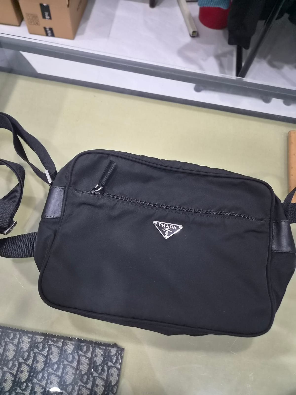 PRADA ����� �׼��� ���Ϸ� ũ�ν�������� �׼��� ���Ϸ� ũ�ν���