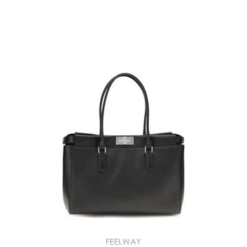 FENDI �ؿ� ���¸���� AW26 ��� ���� ��ī�� ���� ��Ʈ�� 8BN380B1E3_F0QA1�ؿ� ���¸���� AW26 ��� ���� ��ī�� ���� ��Ʈ�� 8BN3